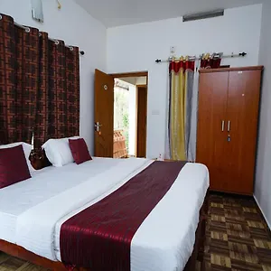 Hotel Oyo M S ***