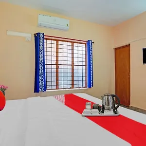 Hotel O North Park Tourist ***